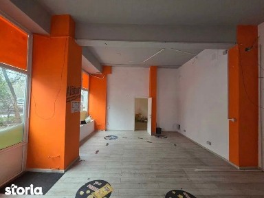 Spatiu Comercial/ Crangasi/ Stradal/ Vitrina Mare
