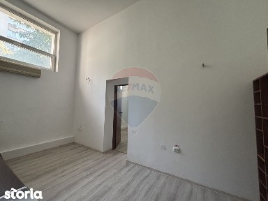 Spațiu comercial de 205mp de închiriat în zona Turda-Grivita