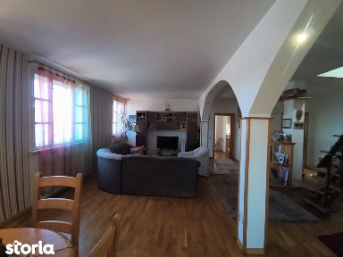 Apartament 3 camere | 120 MP | Ultracentral | Terasă + Pod | 89.000 €