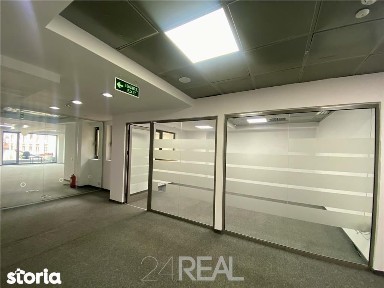 Spatiu de birou, de vanzare - 400 mp construiti