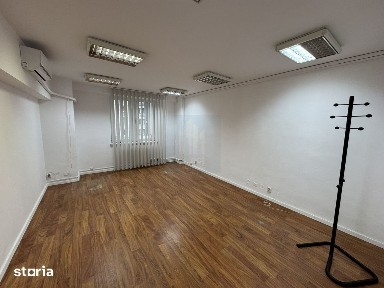 Spatiu de birouri de vanzare in zona *Natiunile Unite*