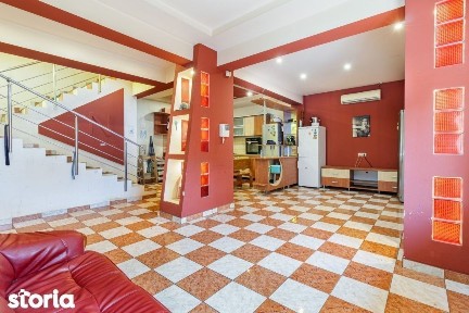 Casa cu curte | Cladire pentru activitati comerciale si servicii