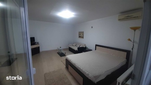 Proprietar - Mall Vitan-Dristor -str. Agatha Barsescu-Foarte spatioasa