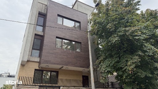 Calea Mosilor l Ideal investitie l Bloc cu 5 apartamente