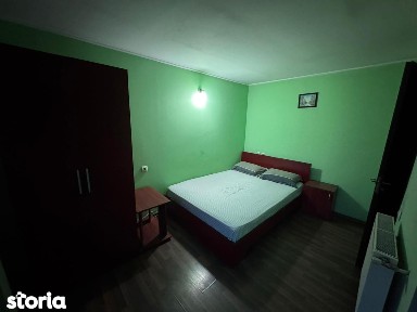 Casa de inchiriat, 25 camere, 25 bai, receptie,T719