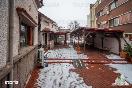 Proprietate Piata Unirii - teren 1000mp + 2 constructii
