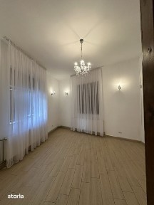Inchiriez sau vand vila singur curte