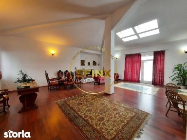 Parc Cismigiu, vanzare vila interbelica 2 apartamente, curte, parcare