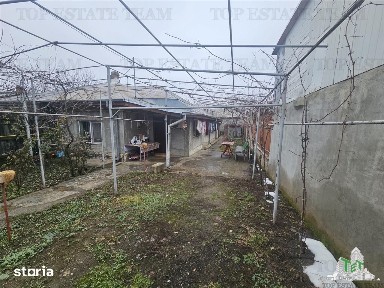 Casa individuala 3 camere, curte libera 225 mp, zona Piata Resita