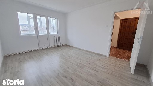 Apartament 3 camere Et.2! Alexandru, Balcon inchis!