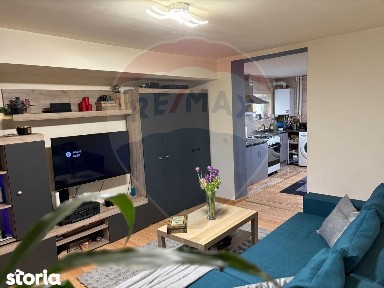 Zona Cișmigiu-Știrbei Vodă: 3 camere 72mp, Curte, Potențial Mansardare