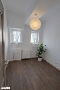 Apartament 3 camere, 61mp, decomandat, central