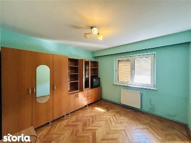 Apartament 3 camere de vânzare - 76 mp + 2 balcoane - zona Siretului