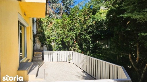 Apartament 3 camere in vila I Principatele Unite