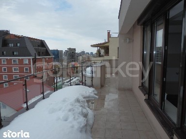 Apartament tip penthouse cu 3 camere | vedere panoramica | 190mpc