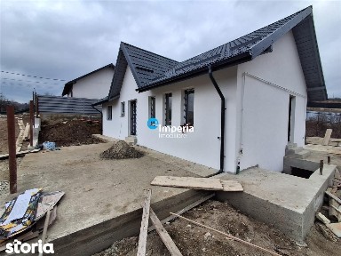 Casa plan parter de vanzare in zona Bucium Visan