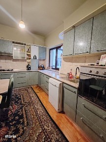Casa de vanzare, 100 mp, zona Parcul Regina Maria