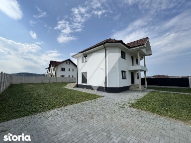 Casa individuala noua 5 camere, teren 550 mp in Cristian Sibiu