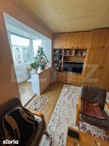 Apartament 3 camere, 49 mp, zona Dambu Pietros