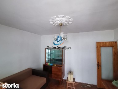 Apartament 2 camere decomandat, etaj 2, Carrefour Precista