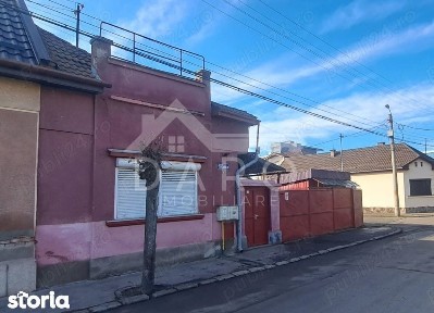 ✨ Proprietate cu potențial rezidențial și comercial - zona centrală