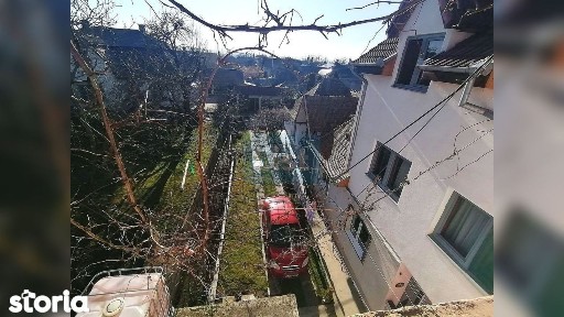 Ansamblu de 3 imobile, teren719mp,central Câmpia-Turzii,fără comision!