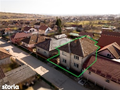 RECO Casa P+E cu 2 apartamente, garaj si curte proprie in Marghita