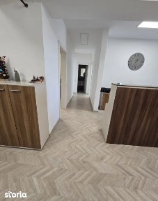 Tomis Nord, spatiu BIROURI, 225 mp., 2 locuri parcare proprii
