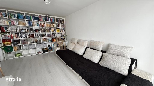 Apartament 4 camere, zona Hortensiei