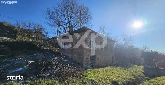 Casa de Vanzare- Livezeni- Stalpeni- 88 mp utili- teren 300 mp