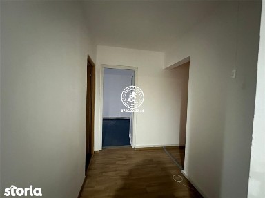 Spatiu comercial de inchiriat Alexandru cel Bun