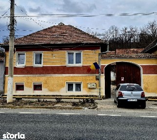 Casa saseasca de renovat, Bunesti Brasov