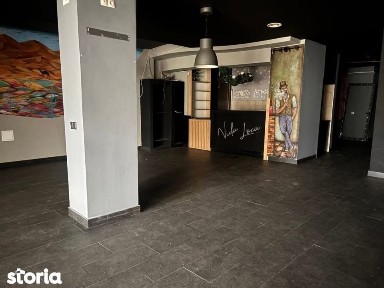 Spatiu Comercial, 142 mp, zona Centrul Nou