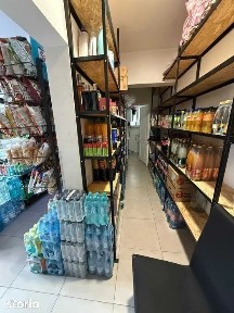 Spatiu comercial cu magazin alimentar + apartament, 89 mp, zona Sasar