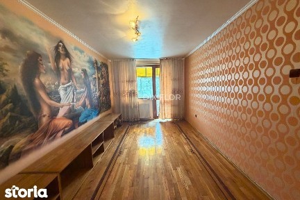 Apartament cu 4 camere (modificat în 3) | Luduș | 79.000 €