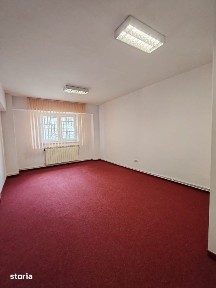 Apartament 3 camere | 75 mp | Zona Central - Vad comercial excelent