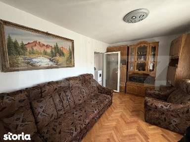 Apartament 3 camere, 55 mp, zona Micro 4