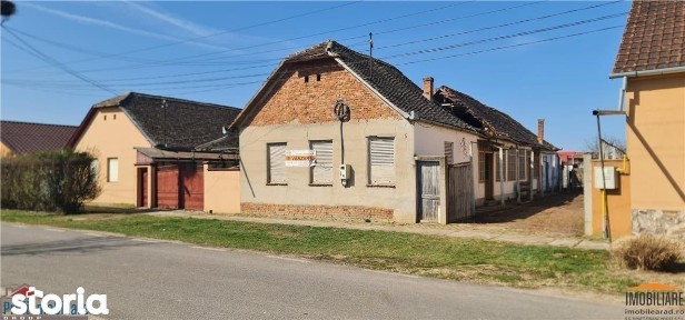 Strada Mihai Eminescu, Santana, Arad