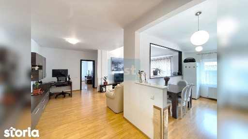 Apartament cu 2 camere Semicentral cu parcare - Comision 0%