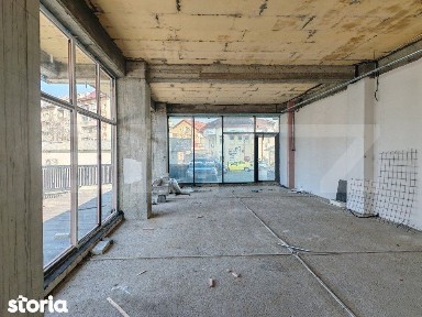 Spatiu comercial, de inchiriat, 200 mp, zona Burdujeni