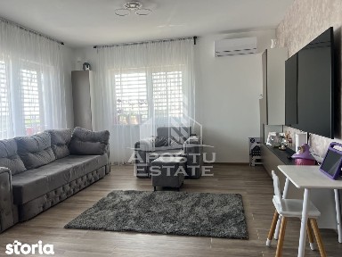 Apartament cu 3 camere de vanzare, 2 locuri de parcare, et 1, Giarmata