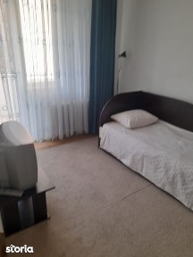 Inchiriez Apartament zona Precista