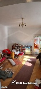 Casa in zona semicentrala, singur in curte, acces auto, spatiu mare de