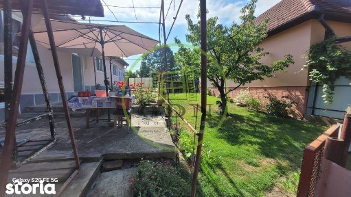 Casa de vanzare Reghin zona centrala cu 6 arii teren