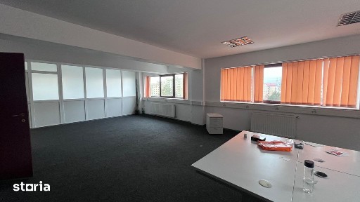 Spatiu Pentru Birouri 84 mp - Zona Racadau - cod 5266