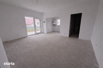 Apartament cu terasă și grădină, 3 camere, parter Hlincea, Iasi