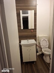 Inchiriere apartament cu 3 camere decomandat, zona Modern