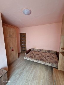 Închiriez garsoniera