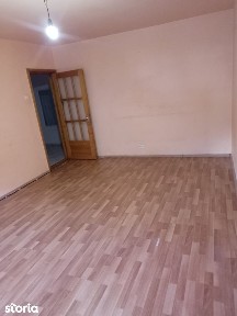De Vanzare Apartament cu 2 camere zona Calarasi 4