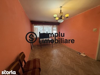 3 decomandate, Valea Rosie